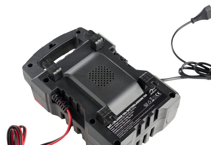 Batterilader 15 A/12-24 V - AutoZone®